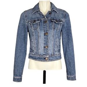 American Eagle Women's Faded Blue Wash Classic Denim Jacket Medium